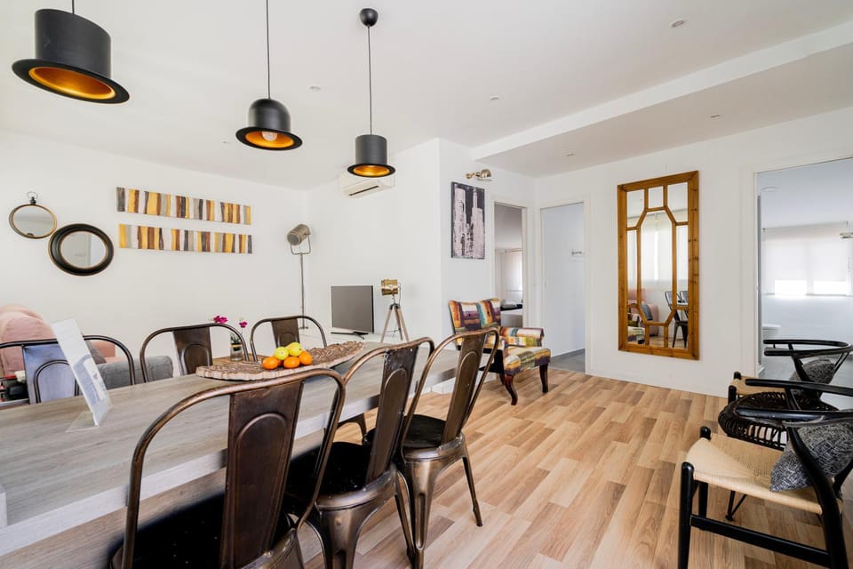 For You Rentals Precioso Apartamento TEMPORAL Preciados PRE105B Apartment in Centro