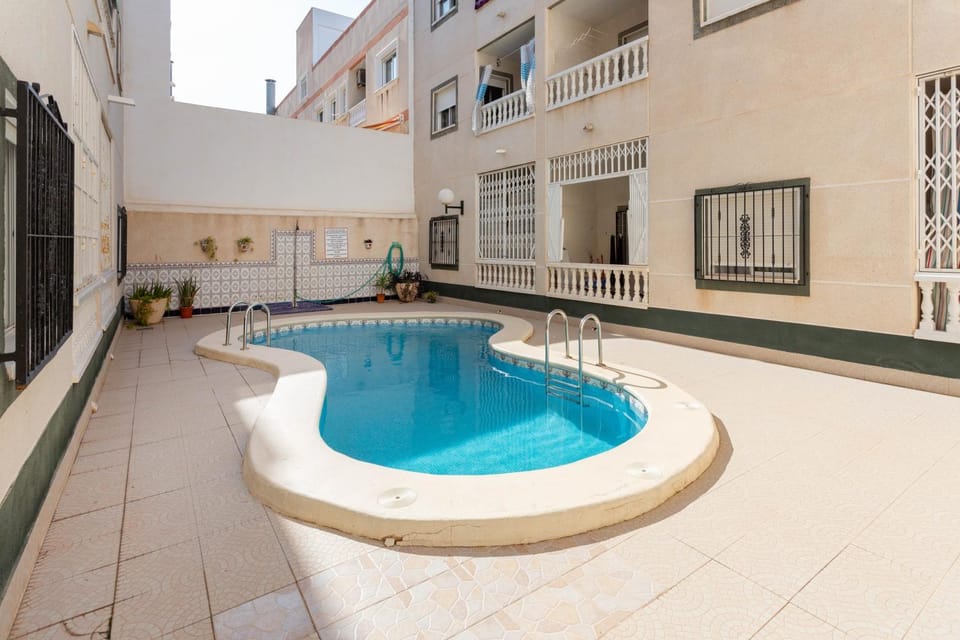 Property building, Swimming pool