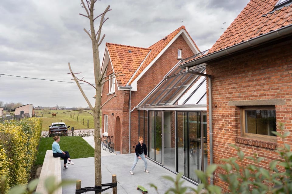 Property building, Street view, Parking