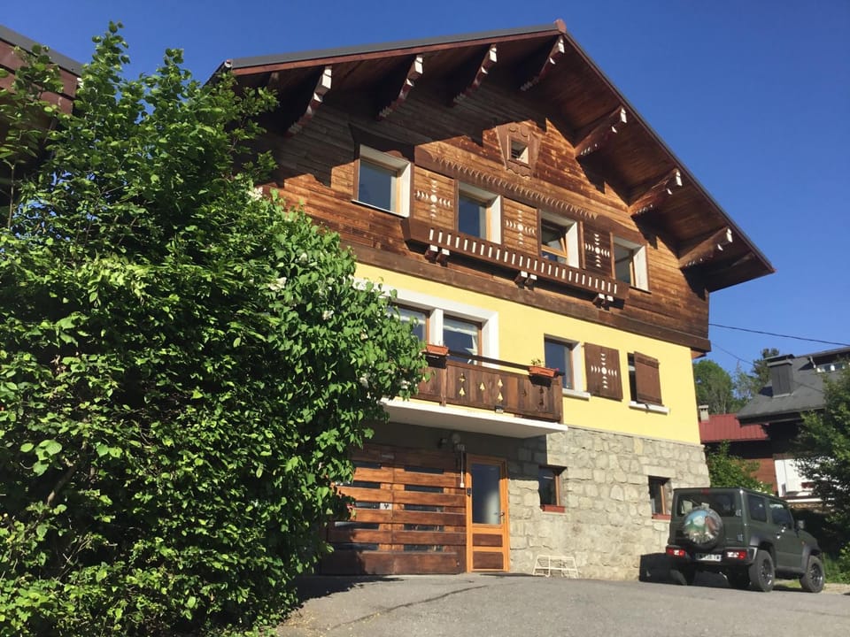 Chalet Mirador appartement vue panoramique SITUÉ À 25 kms de CHAMONIX Apartment in Saint-Gervais-Bains