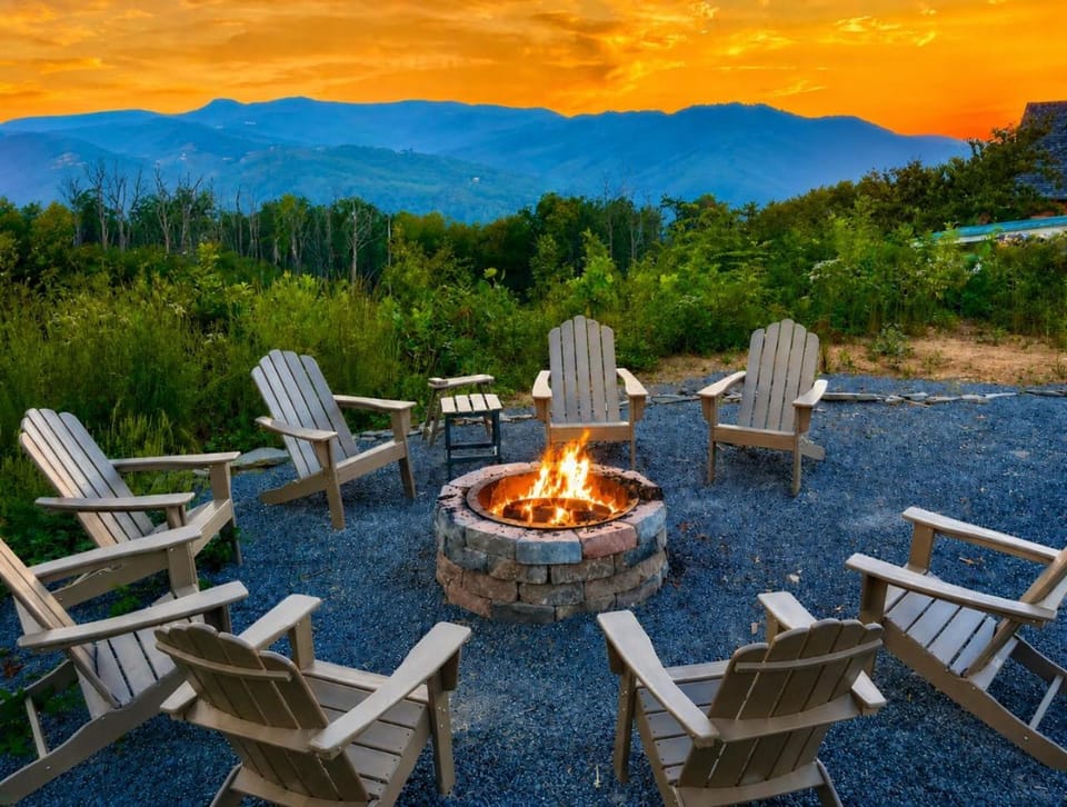 Natural landscape, Mountain view, sunbed