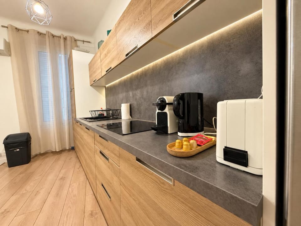 Cosy 2 bedrooms 2 bathrooms apartment - 1 min Palais & beaches Apartment in Cannes