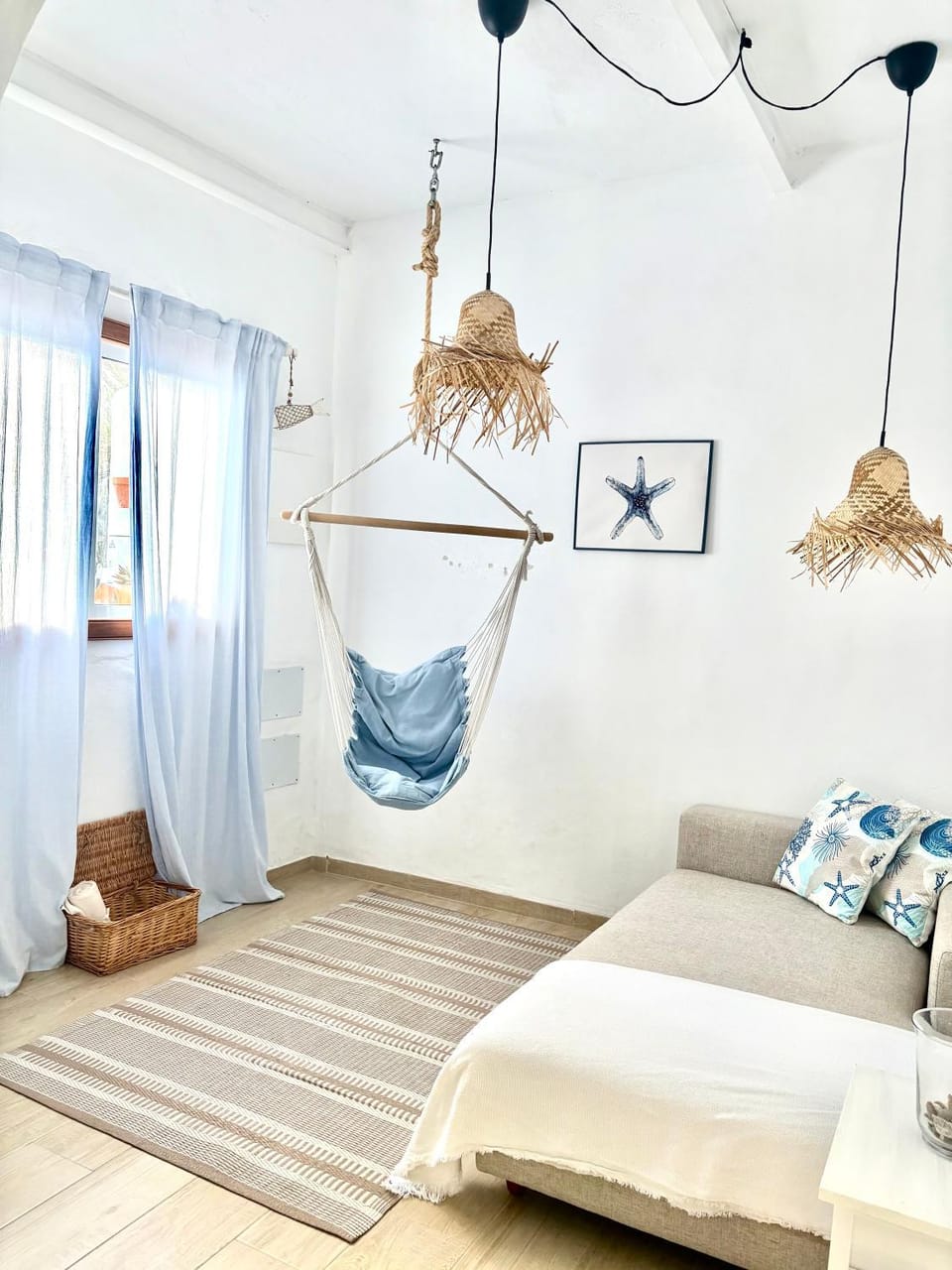 Casa Dora: Tradicional y al borde del mar. House in Abona