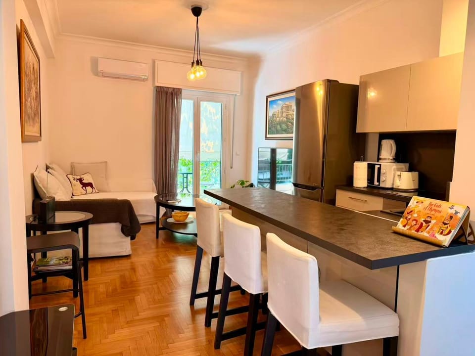 Amazing apartment 2 min to Acropolis Apartment in Athens