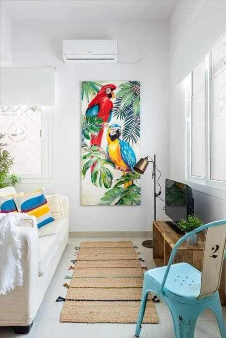 TV and multimedia, Living room, air conditioner