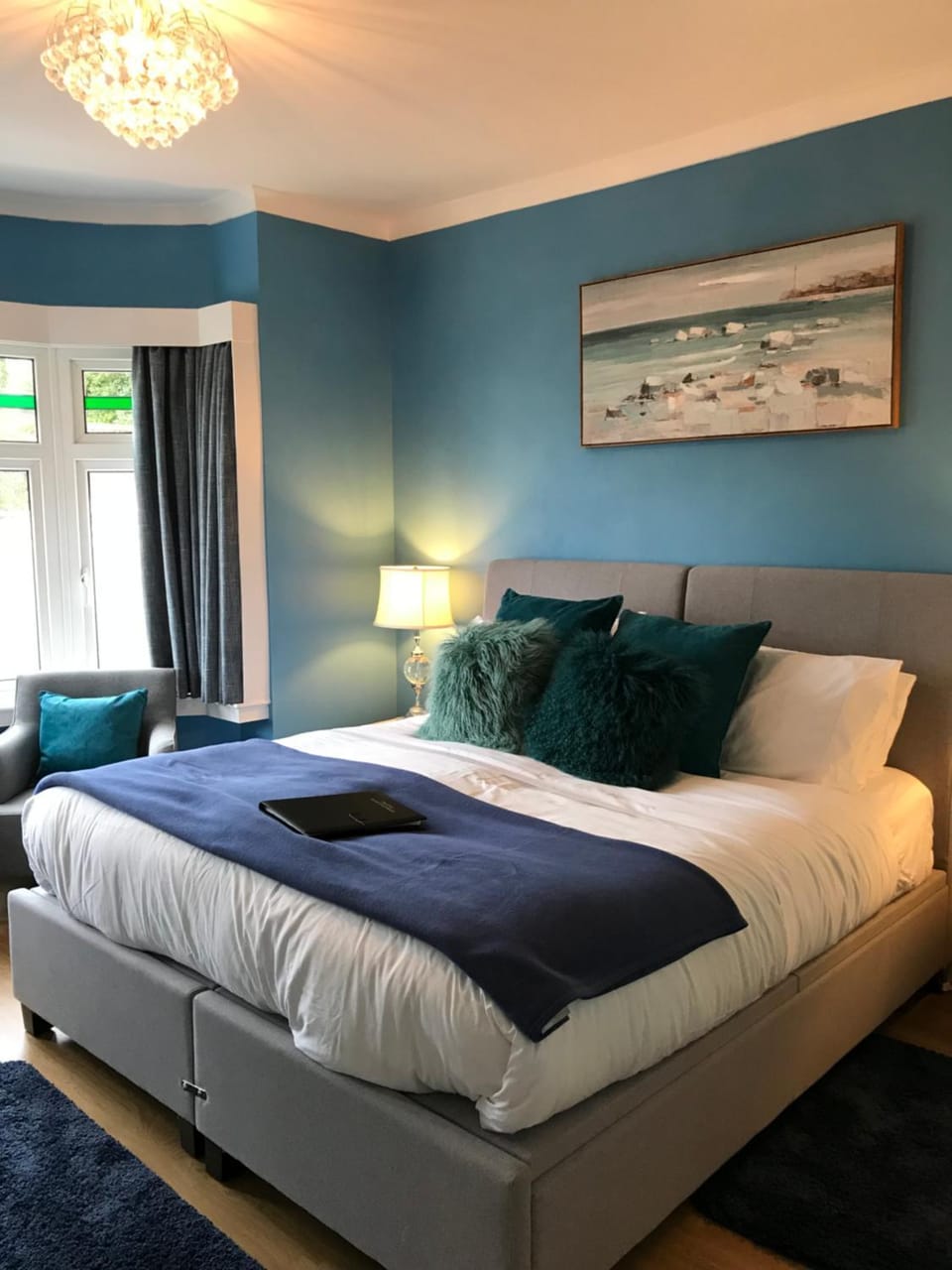 Photo of the whole room