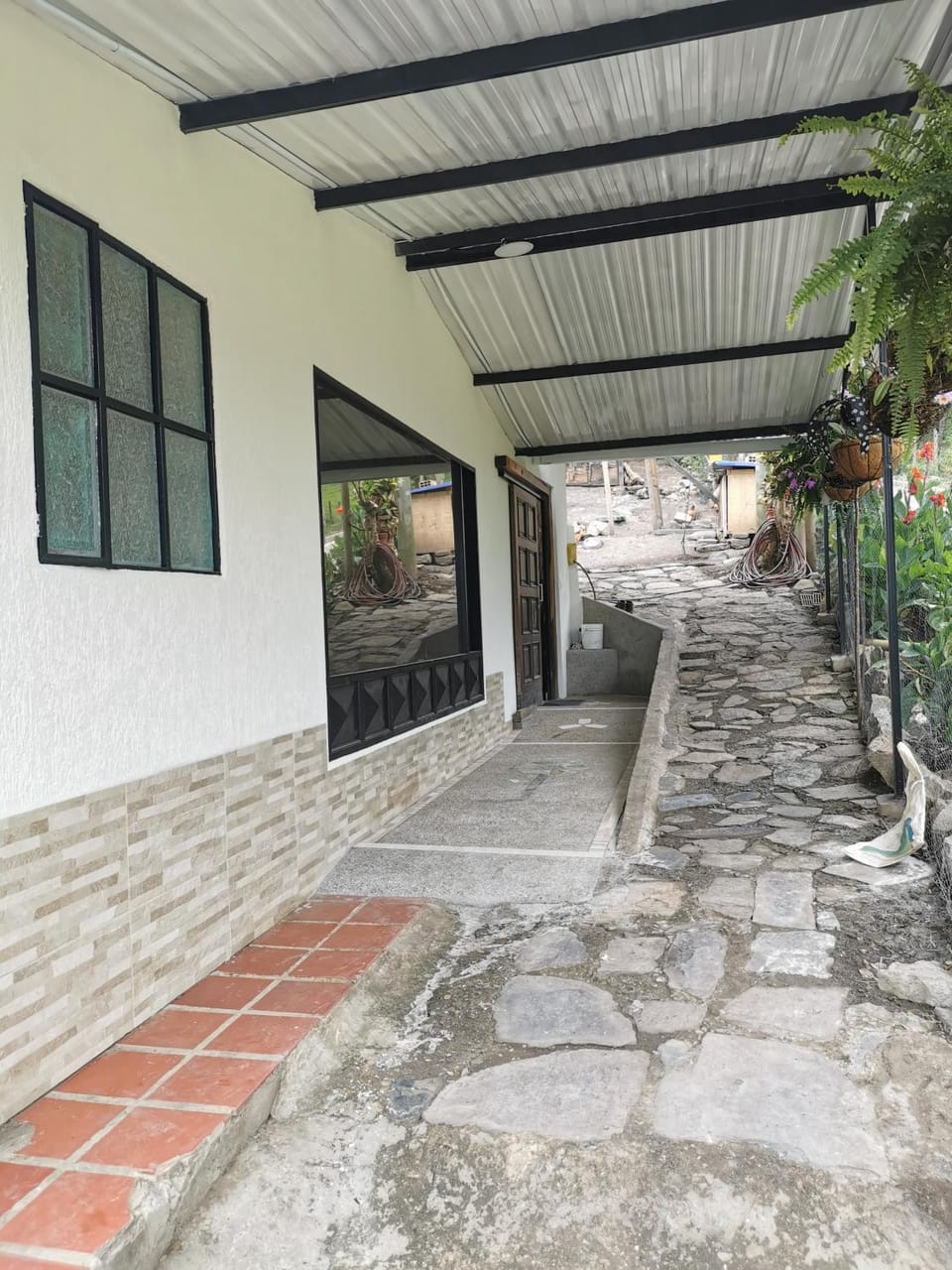 Facade/entrance