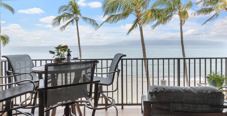 Balcony/Terrace, Seating area, Sea view