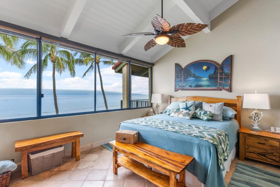 Bed, Photo of the whole room, Bedroom, Sea view