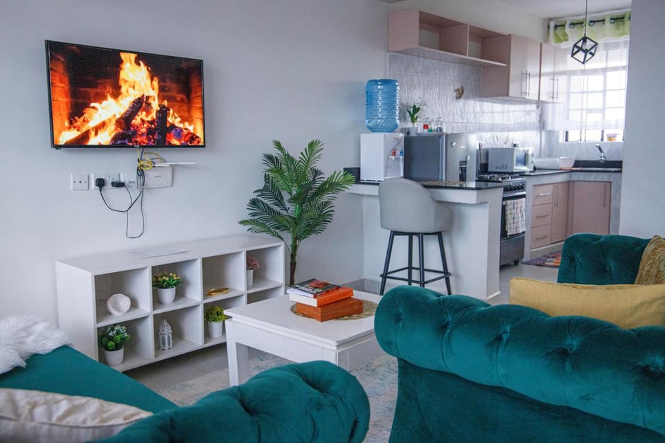Communal lounge/ TV room