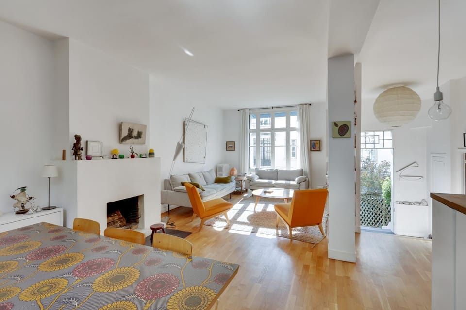 Comfortable house with terrace for 5 people by Wee House in Paris