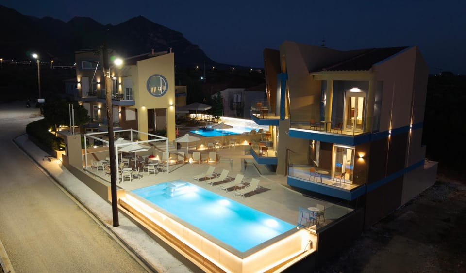Diamond Kyparissia Suites Apartment hotel in Messenia