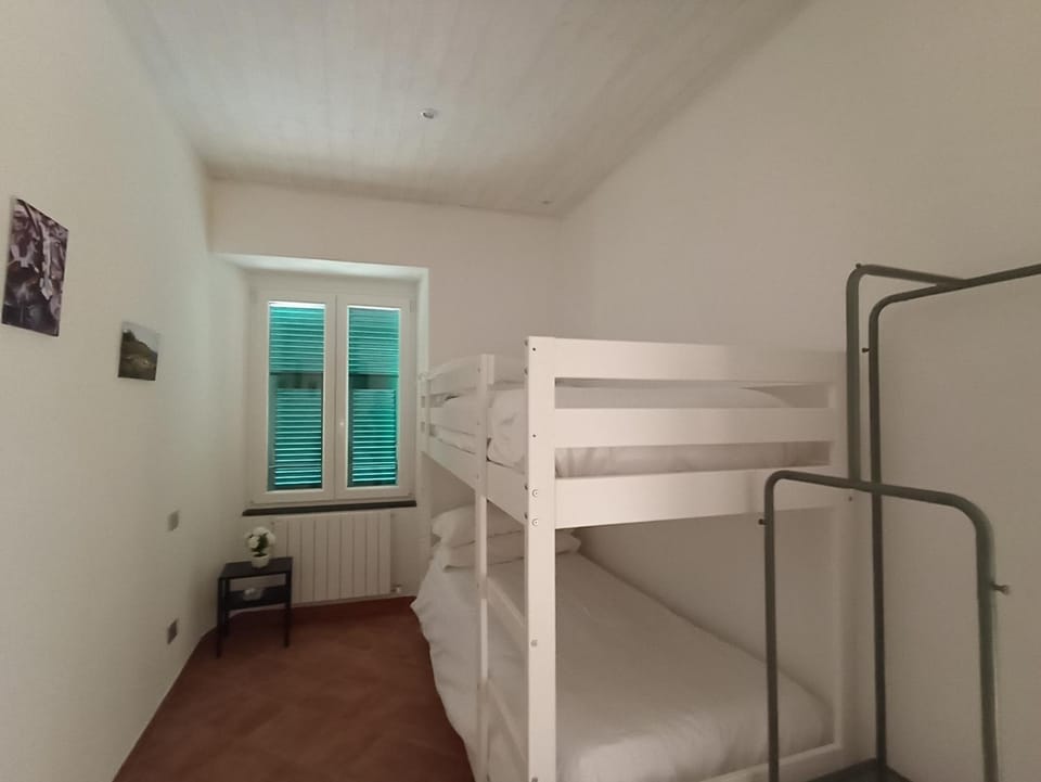 bunk bed