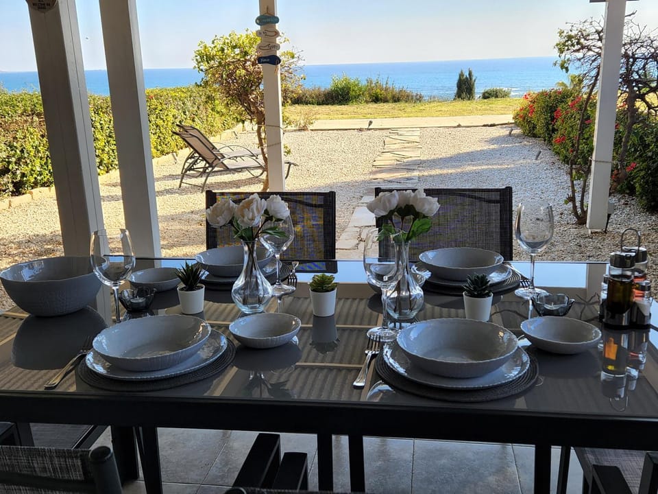 Dining area, Sea view