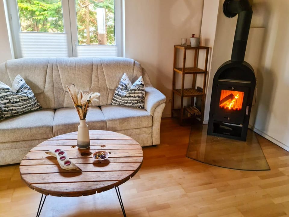 Living room, Seating area, fireplace
