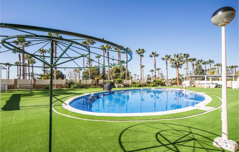 Swimming pool