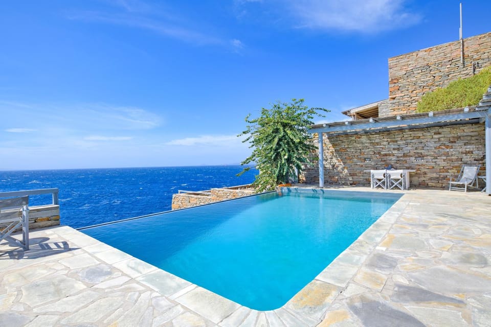 Sea view, Swimming pool