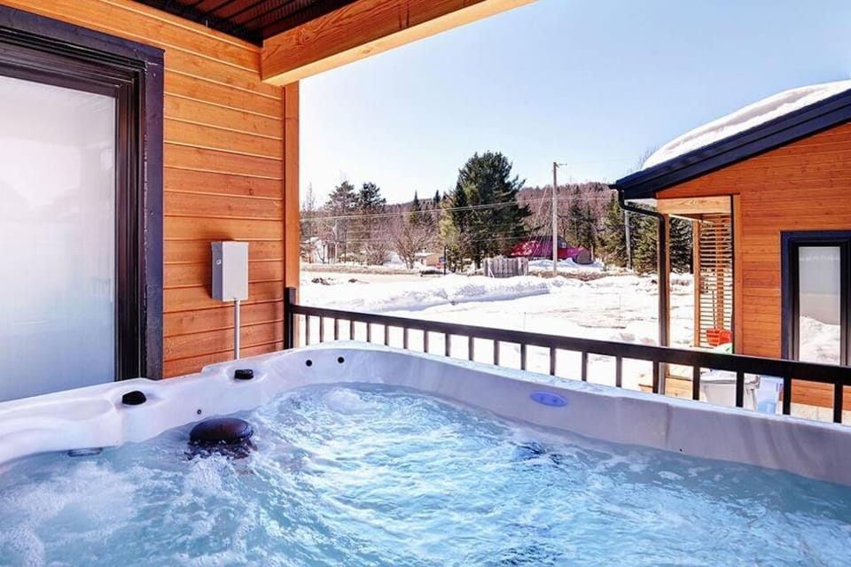 15 Chemin des Cascades Chalet in Quebec
