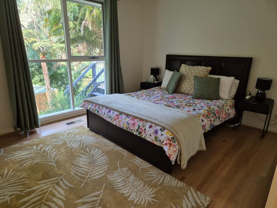 Bed, View (from property/room), Bedroom