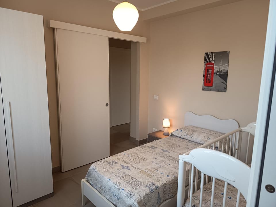 Bed, Children play ground, Photo of the whole room, Bedroom, wardrobe