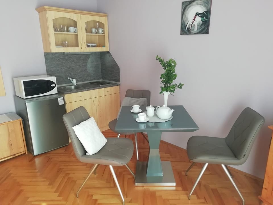 Szilvia apartman Apartment hotel in Hungary
