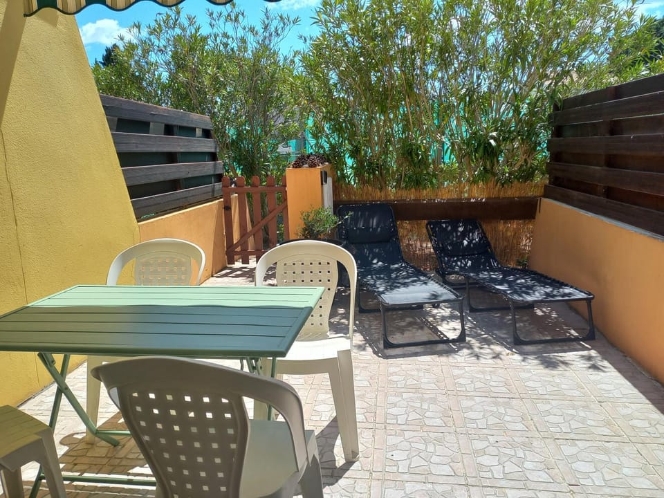 Patio, Balcony/Terrace