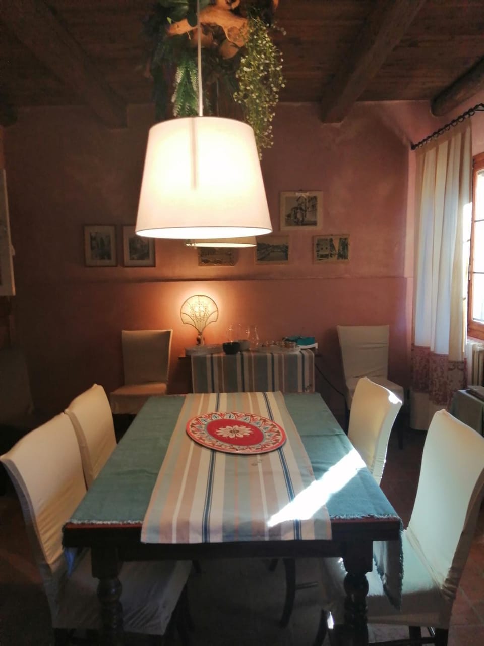 Breakfast, Internal: Not applicable to any particular room