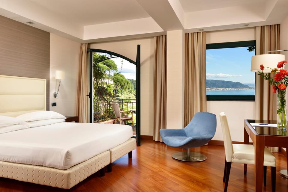 View (from property/room), Photo of the whole room, Sea view