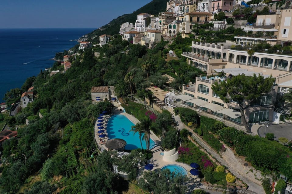 Bird's eye view, Open Air Bath