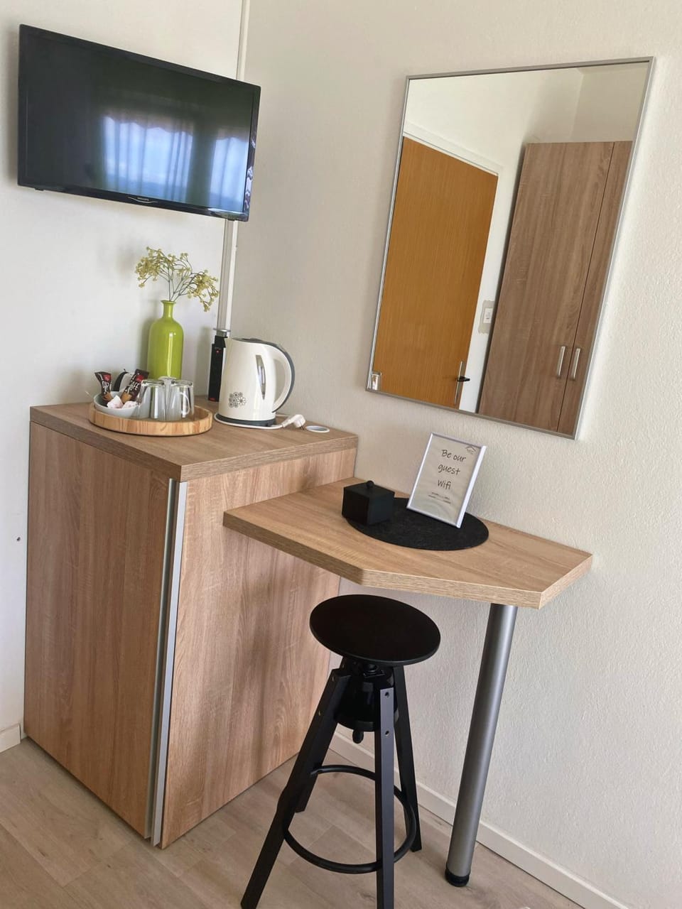 Coffee/tea facilities