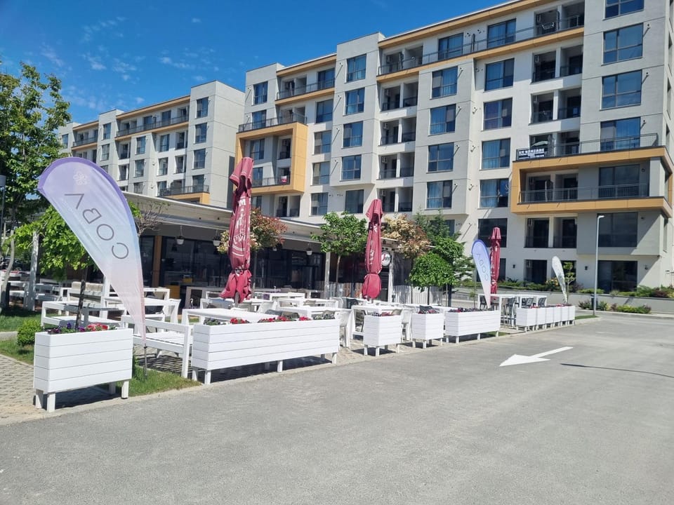 Summer Onix Mamaia Nord Apartament Apartment in Constanța County
