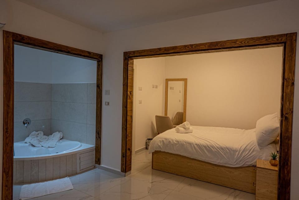 סוויטות לב הגולן - Golan center suite Bed and Breakfast in North District