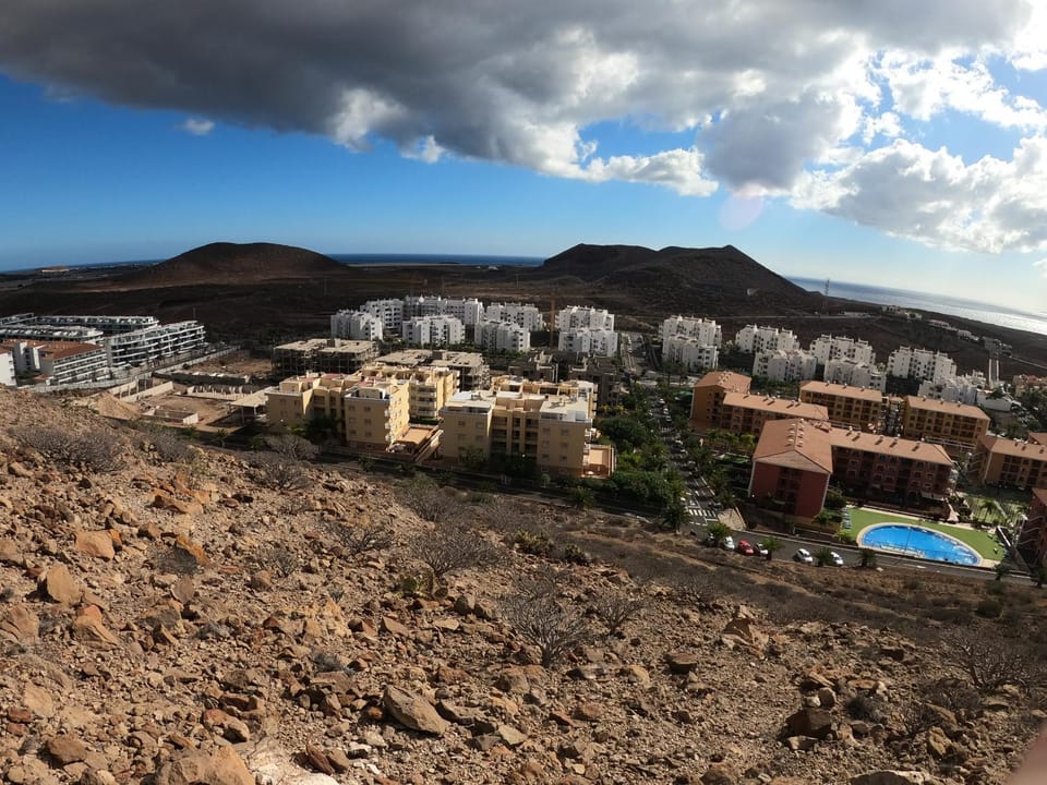 Neighbourhood, City view