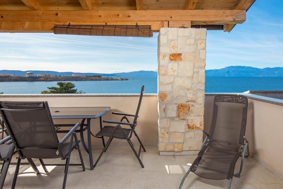 Day, Balcony/Terrace, Dining area
