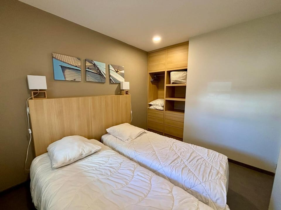 Appartement luxe 2 chambres, balcon, accès plage, piscine, animaux admis, parking - FR-1-194-236 Apartment in La Tranche-sur-Mer
