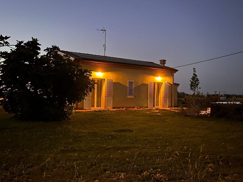 Property building, Night