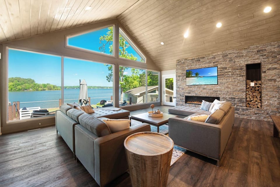 Lake Norman Hideaway House in Lake Norman