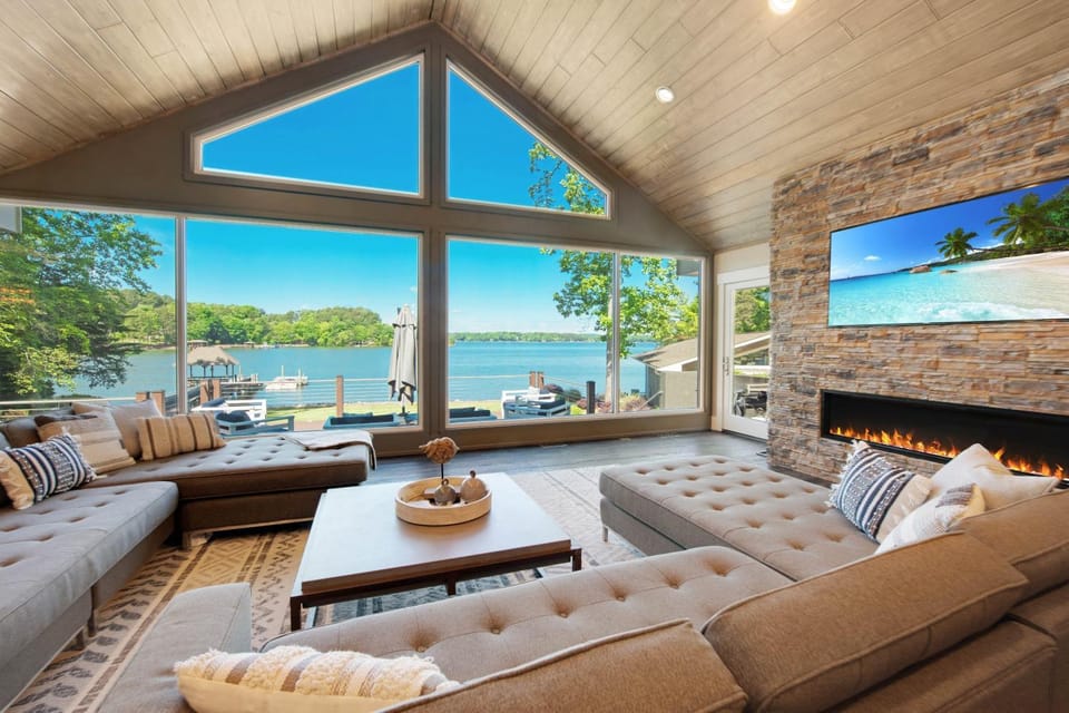 Lake Norman Hideaway House in Lake Norman
