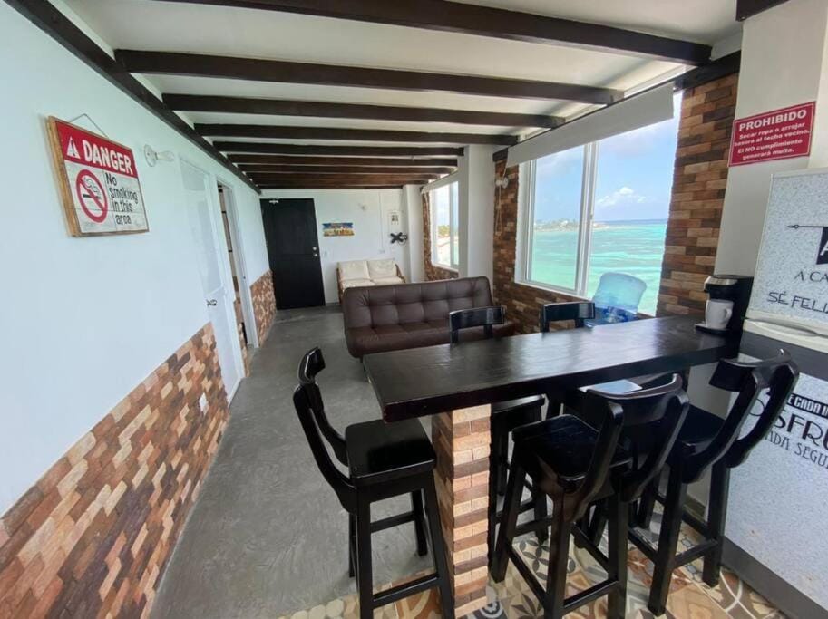 Dining area, Meeting/conference room