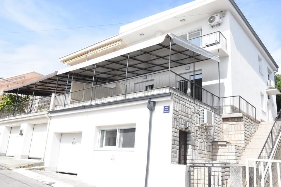 Property building, Sea view