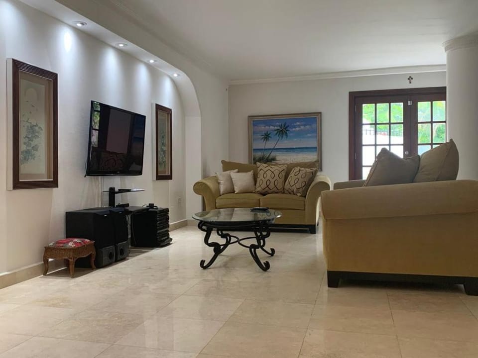 Casa Duplex Privada con Piscina House in Panama City, Panama