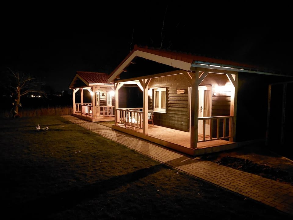 Property building, Night