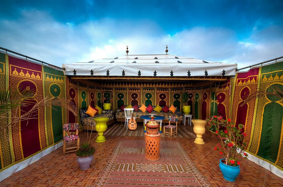 View (from property/room), Balcony/Terrace, City view, Garden view, River view, Sea view, Street view, Quiet street view, Inner courtyard view