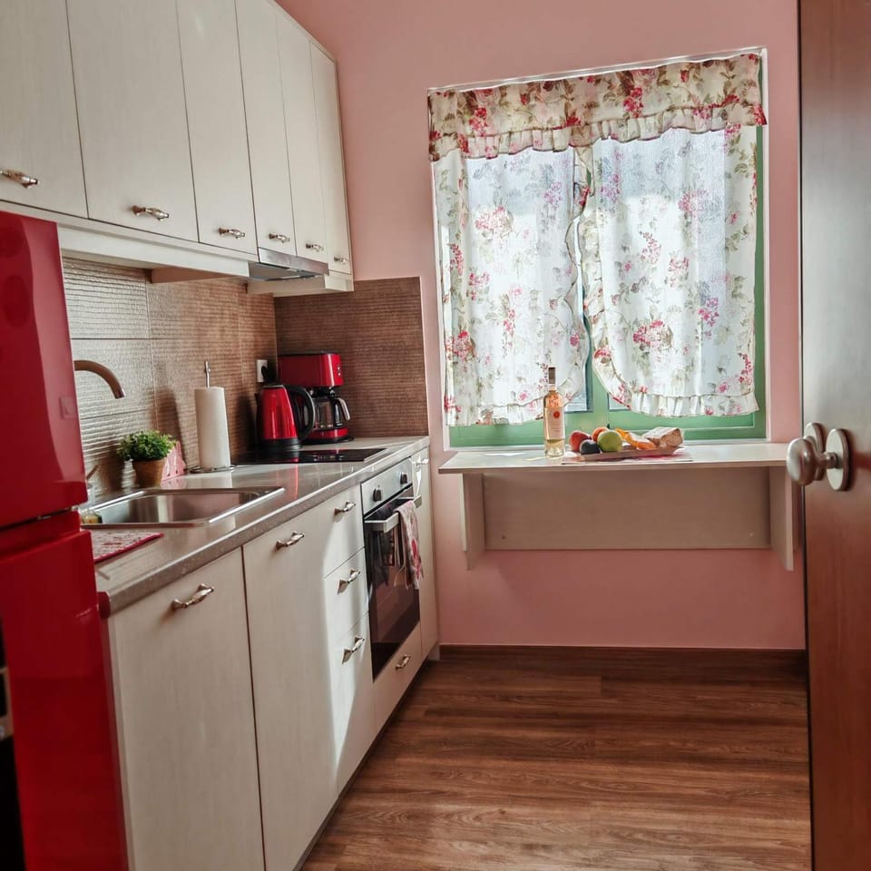 Domenica's Corfu - Roses Apartment Apartment in Corfu