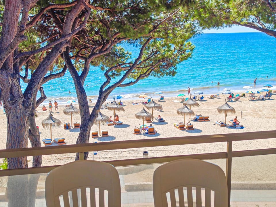 Versalles - ONLY FAMILIES Apartment in Cambrils