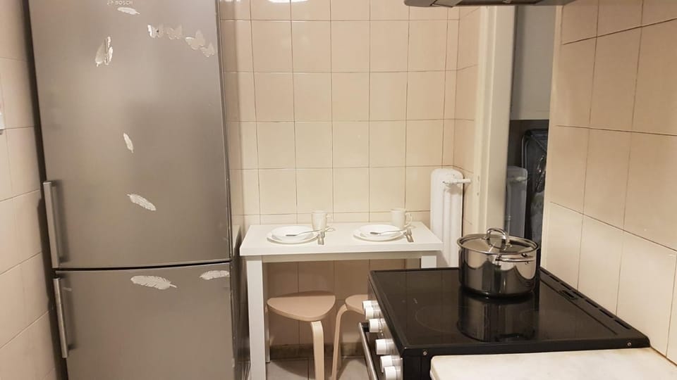 Begonia-Athens Center, 6 BD, 2,5 BATH Apartment in Athens