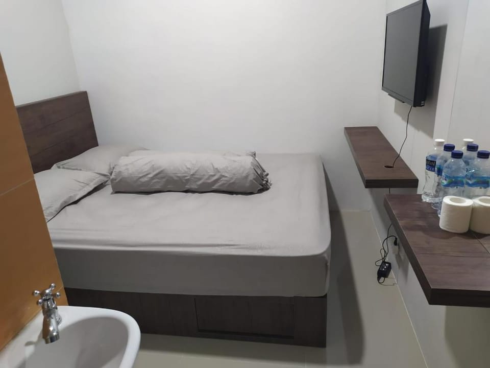 Rooms at Josapa Guest House Bed and Breakfast in Riau Islands, Indonesia