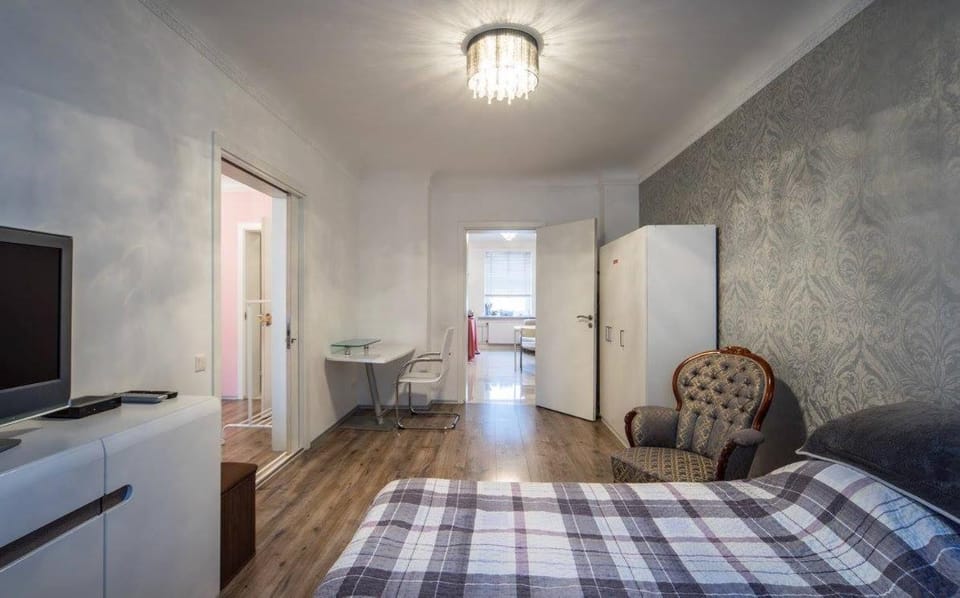 Cerntal Luxury Apartment Apartment in Riga