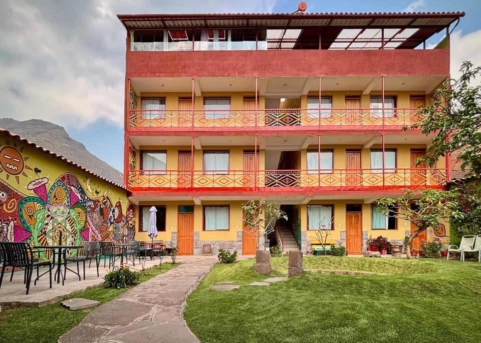 Property building, Patio, Garden