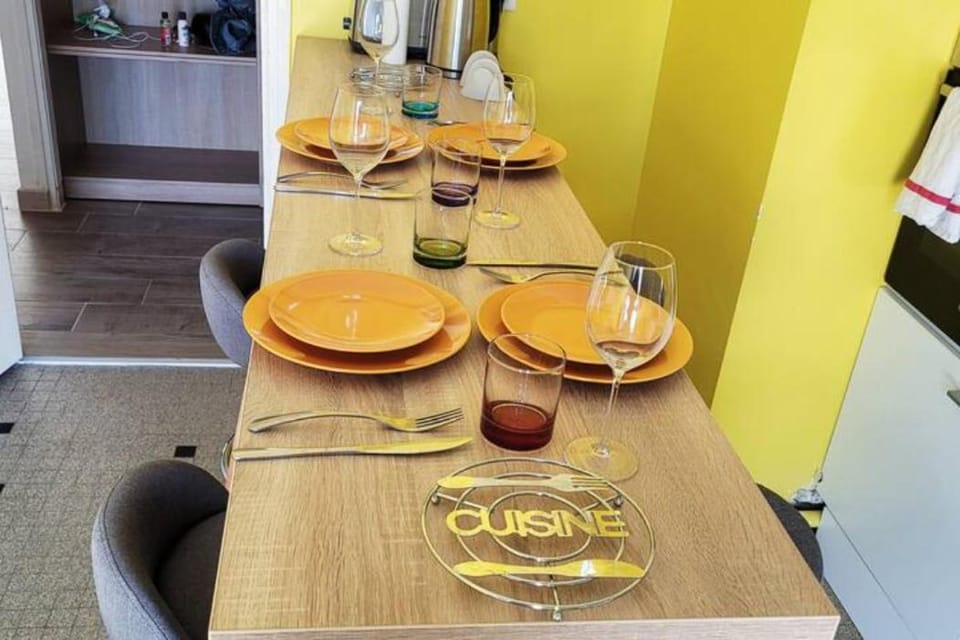 Dining area, Meals, Breakfast, kitchen